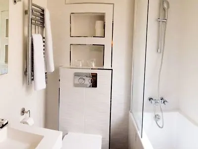 Ile De France Opéra Hotel 3*